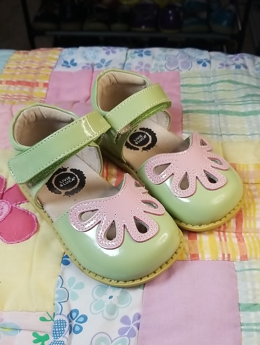 Livie & Luca Patent Leather Mary Janes in Light Green & Pink Size 6 Petals